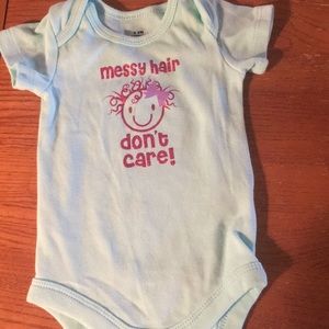 Messy hair don’t care 0-3 mon